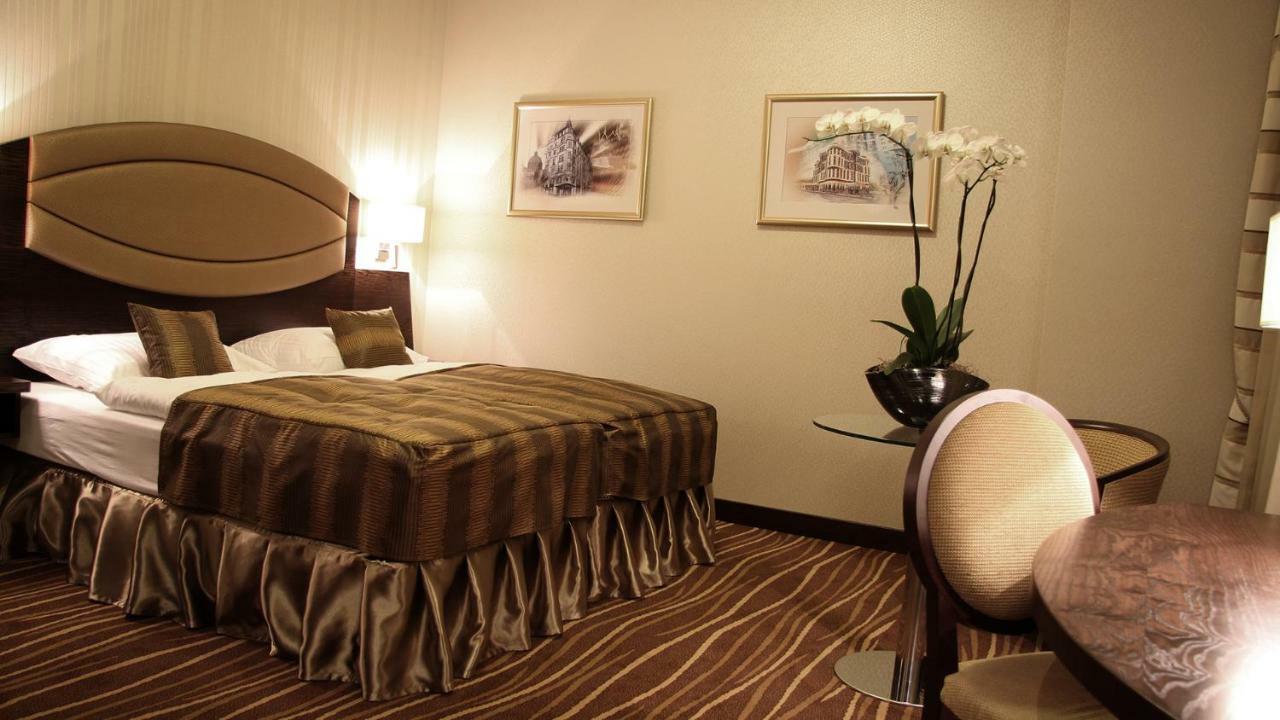 Casino&Hotel Admiral Alzbetin Zelezna Ruda Luaran gambar